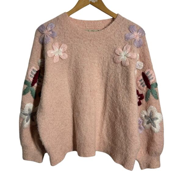 Boundless North Clothing Intl. Sweaters - Bundles North Sweater Women M Pink Fuzzy Floral Embroidered Crew Neck Grandmacor
